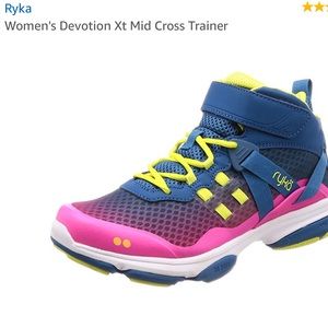 Ryka- Devotion cut mid top cross trainer